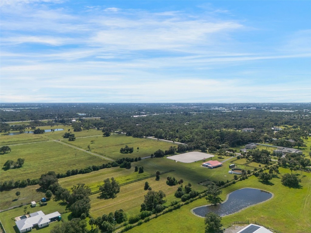 806 N Jackson Road Venice FL 34292 - GULF OF MEXICO A4666410 image7