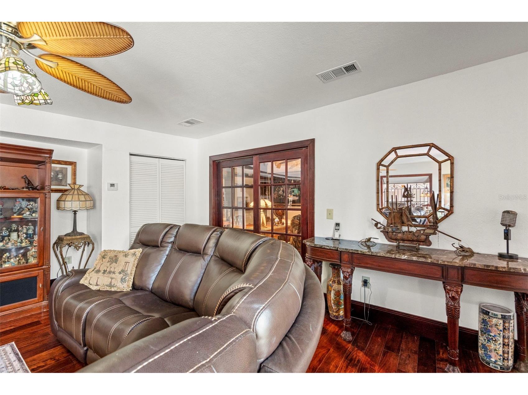 806 Narcissus Avenue Clearwater Beach FL 33767 TB8374030 image11