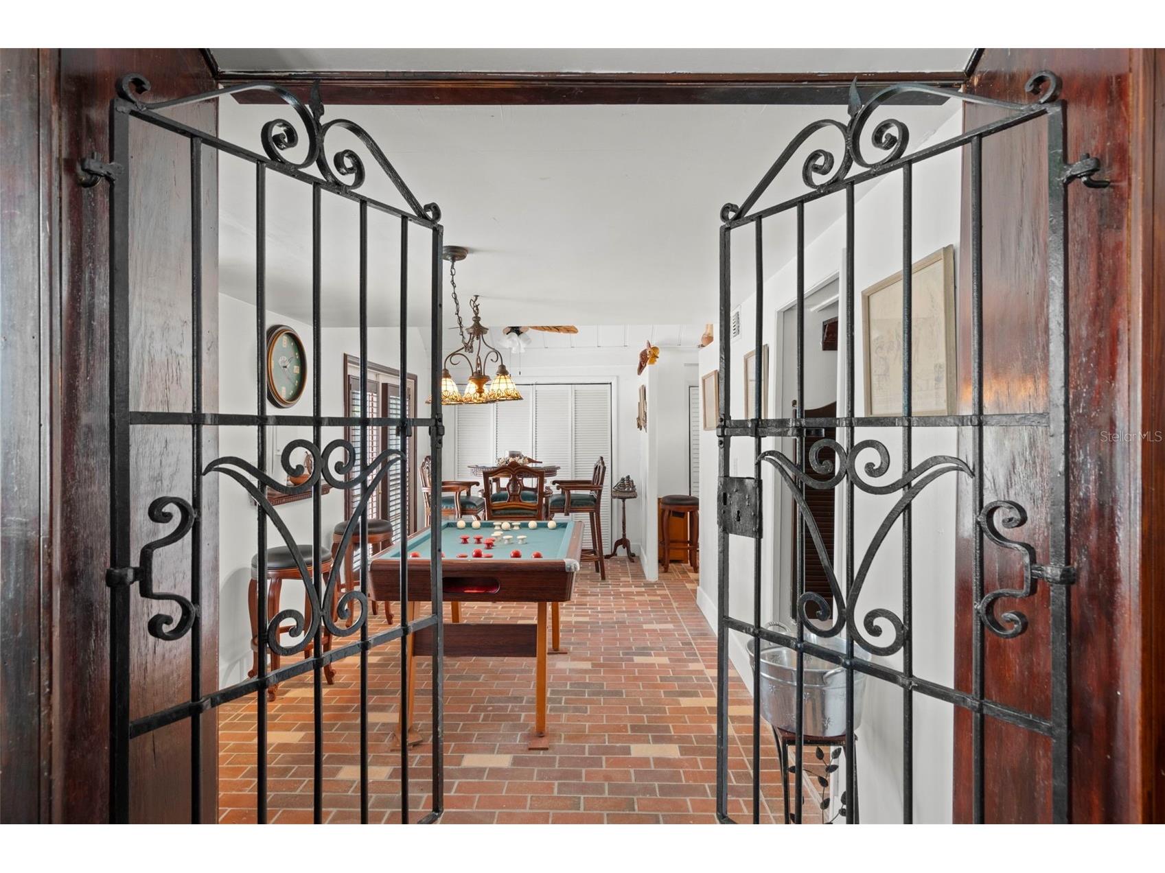 806 Narcissus Avenue Clearwater Beach FL 33767 TB8374030 image15