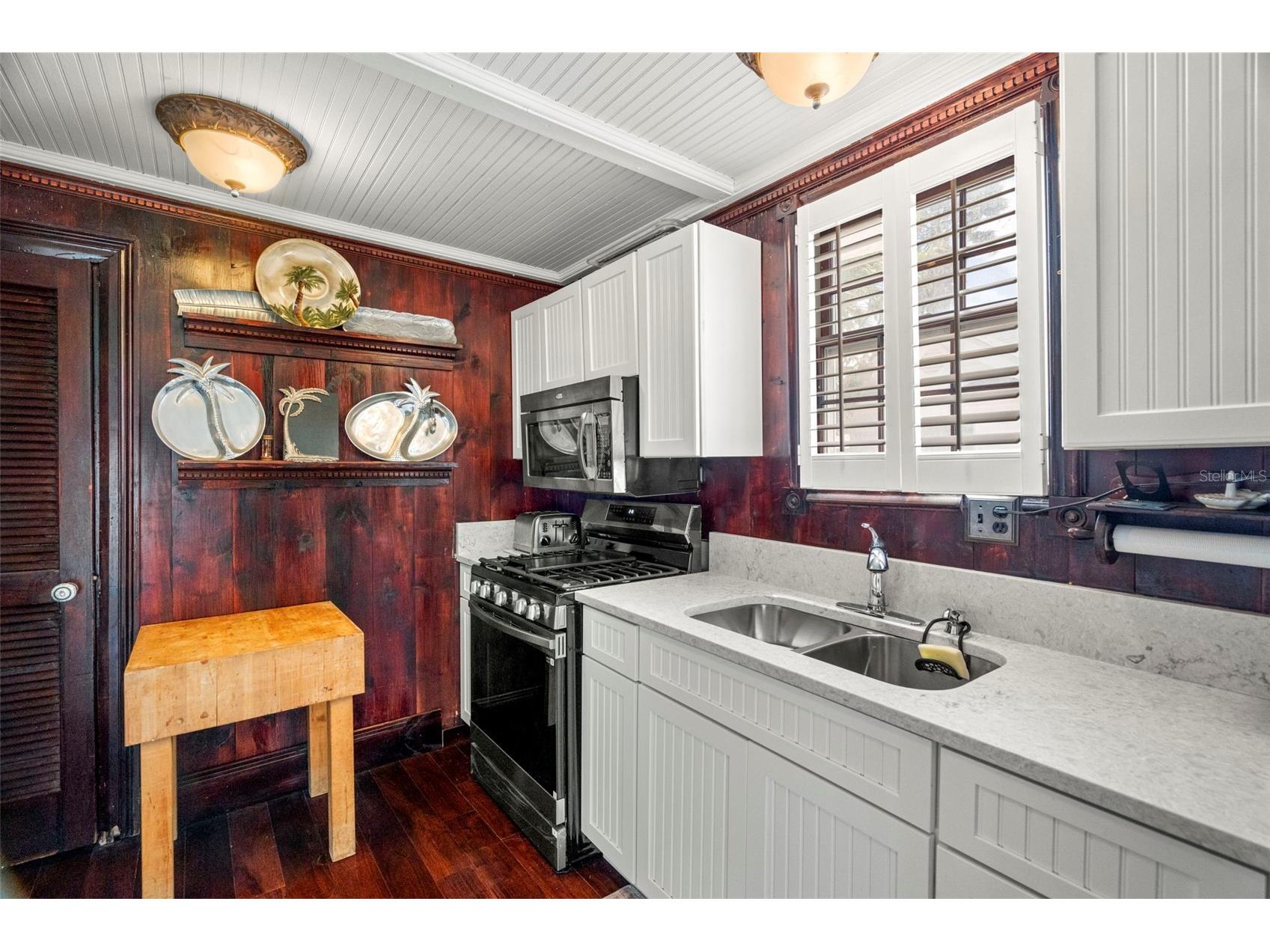 806 Narcissus Avenue Clearwater Beach FL 33767 TB8374030 image25