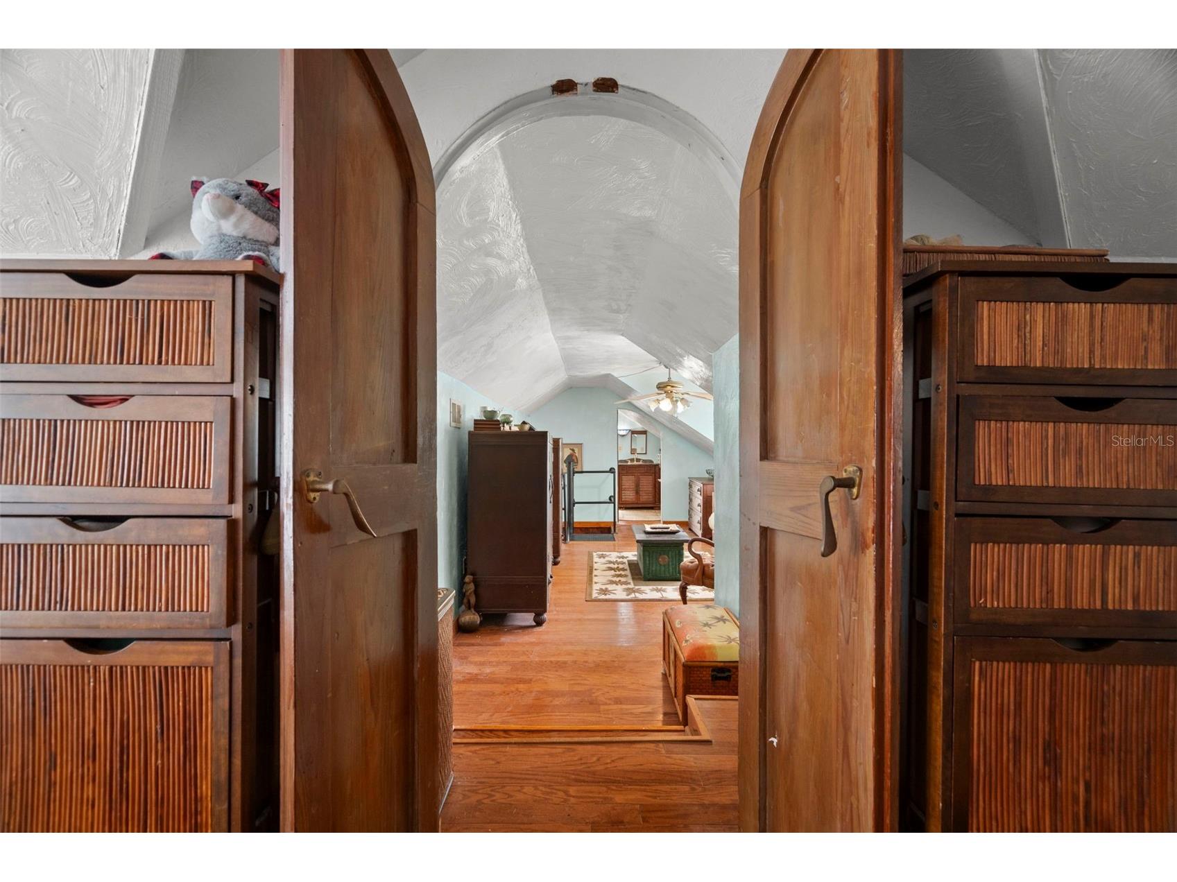 806 Narcissus Avenue Clearwater Beach FL 33767 TB8374030 image35