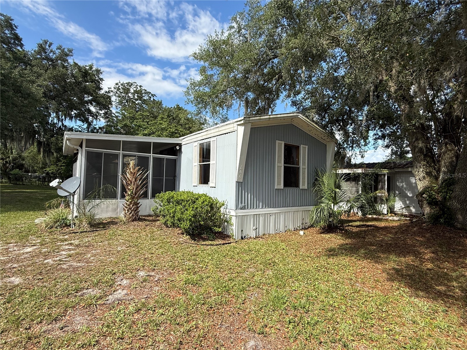 806 New Hampshire Avenue Wildwood FL 34785 OM724754 image2