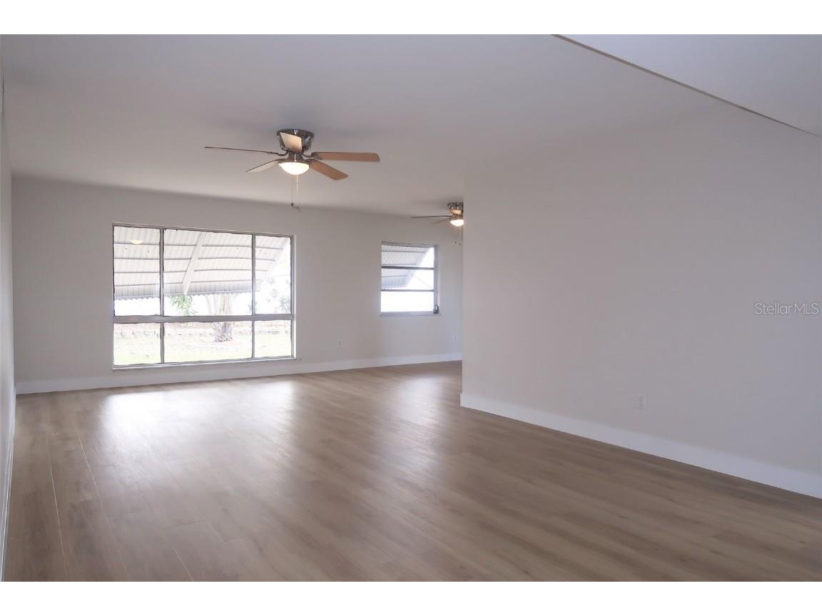 806 Oakmont Avenue Sun City Center FL 33573 TB8433158 image15