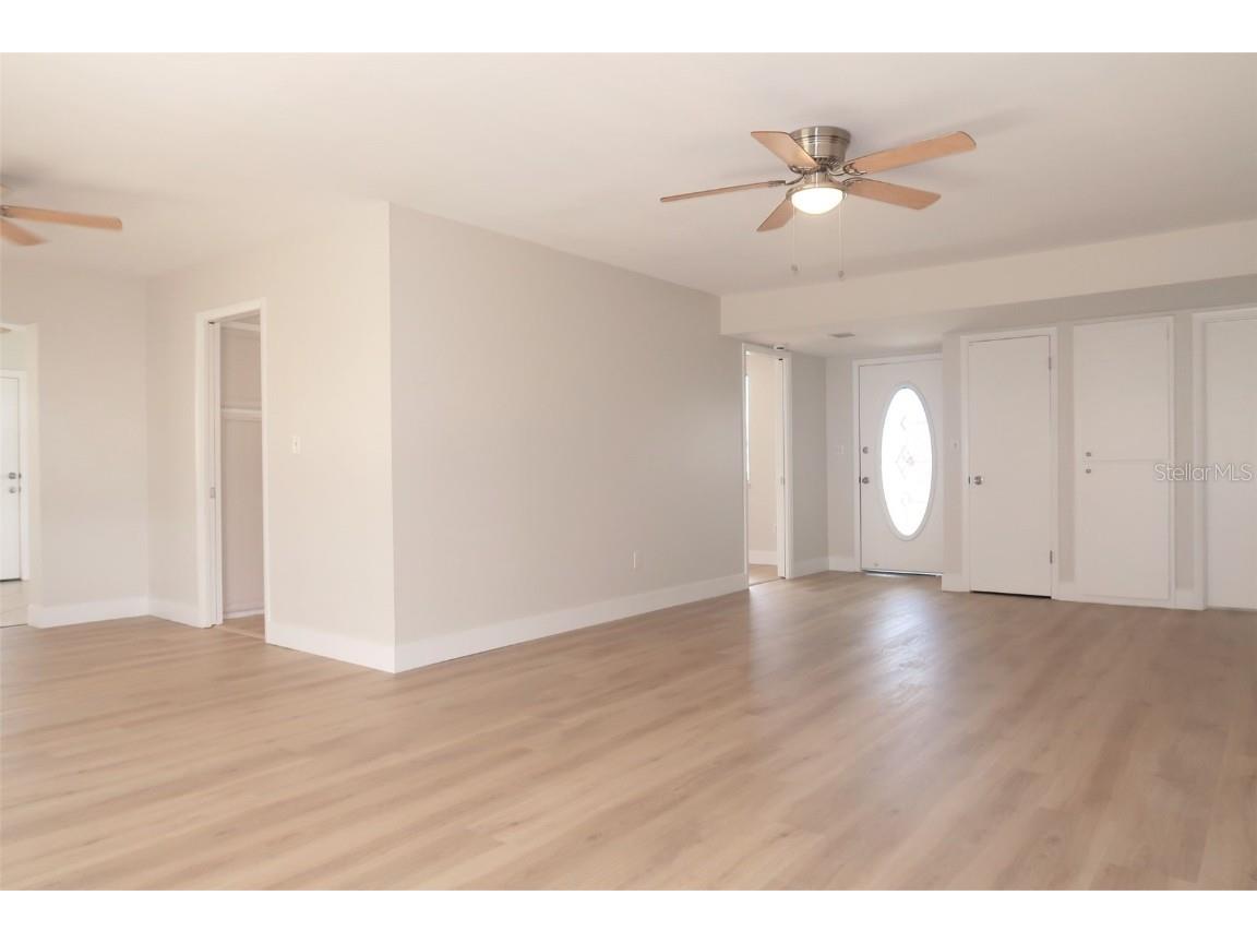 806 Oakmont Avenue Sun City Center FL 33573 TB8433158 image16