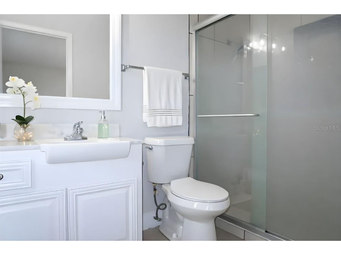 806 Oakmont Avenue Sun City Center FL 33573 TB8433158 image9