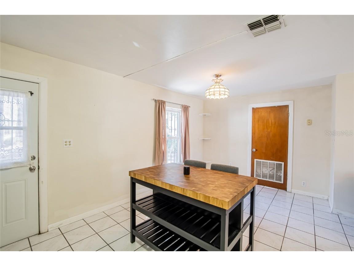 806 Papaya Drive Tampa FL 33619 TB8447997 image14