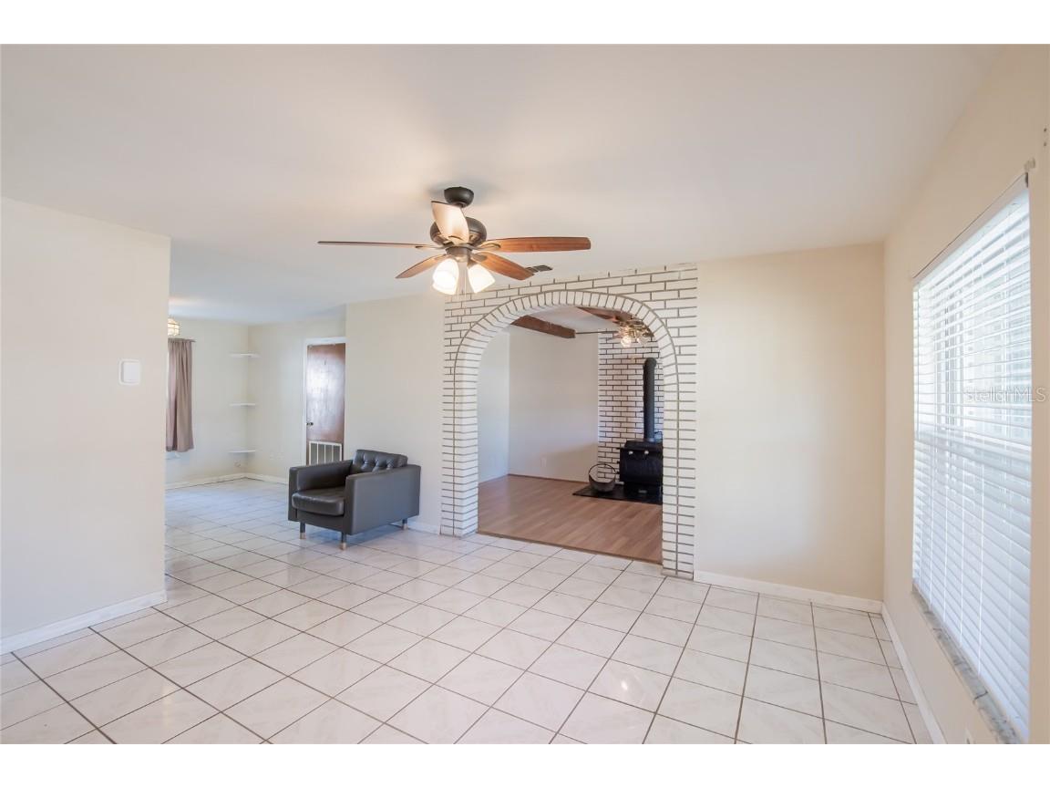 806 Papaya Drive Tampa FL 33619 TB8447997 image4