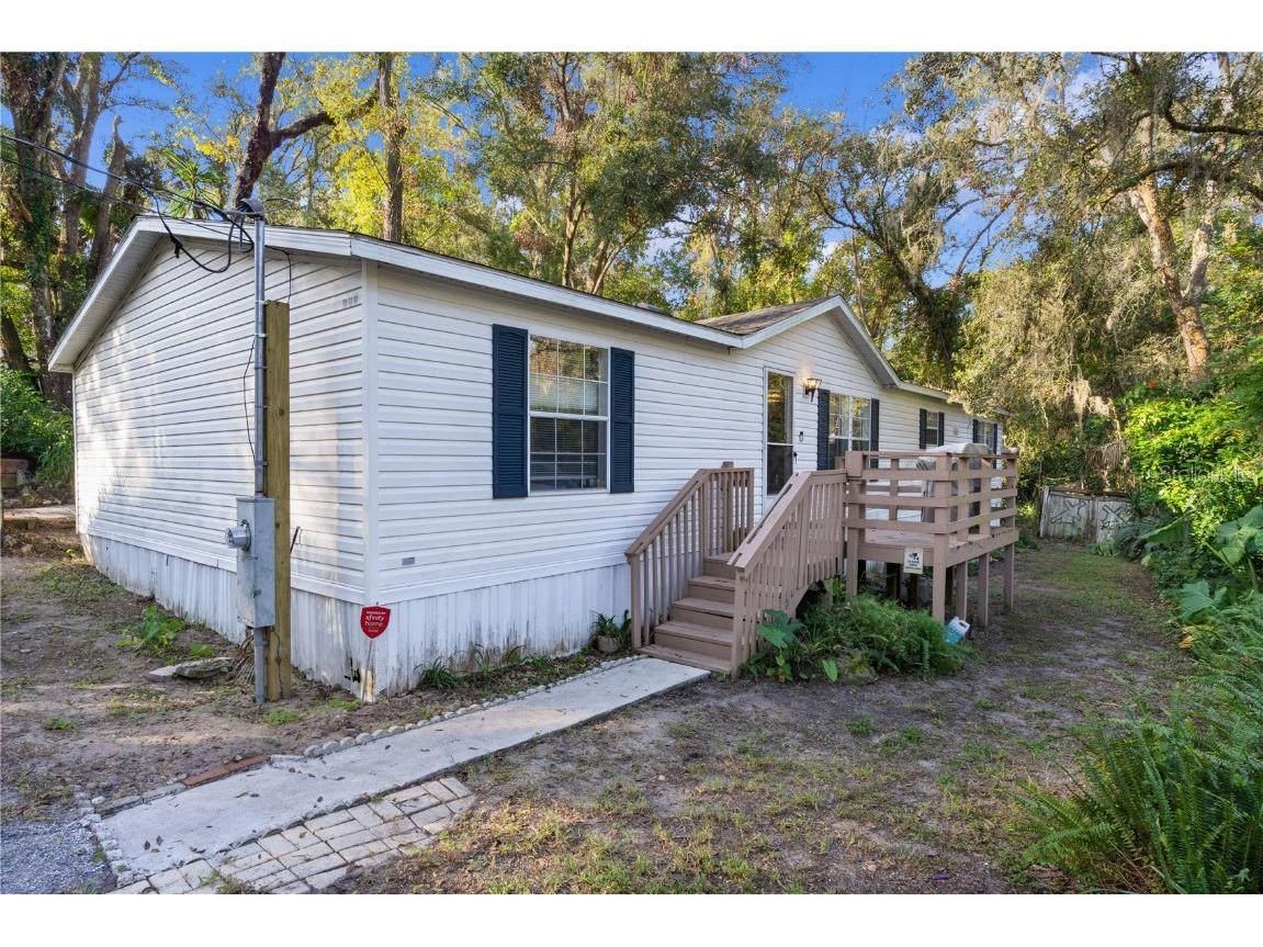 806 Summit Street Lady Lake FL 32159 G5089302 image1