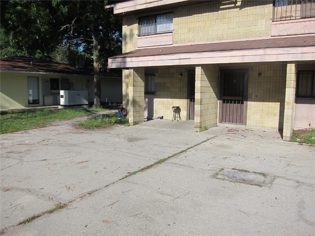 806 SW 64th Terrace #B Gainesville FL 32607 GC500945 image1