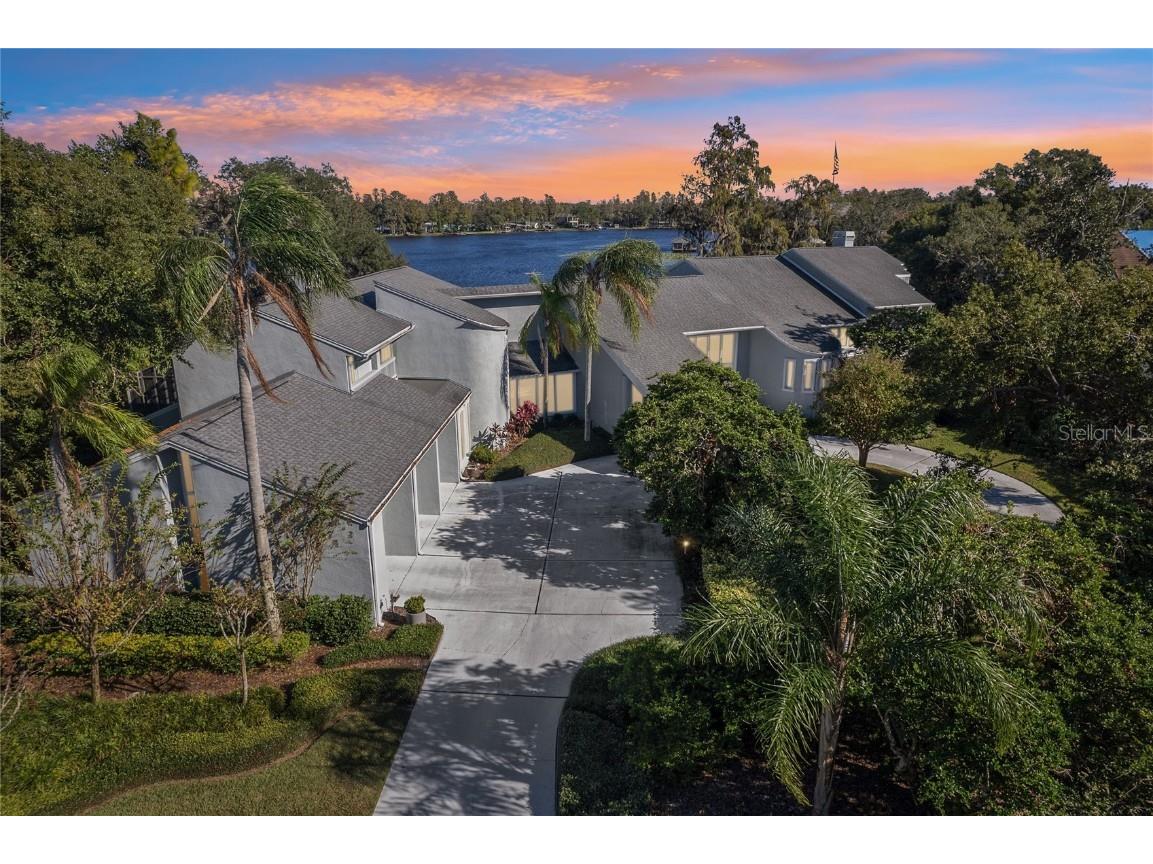 806 Taray De Avila Tampa FL 33613 - LAKE CHAPMAN T3494409 image1