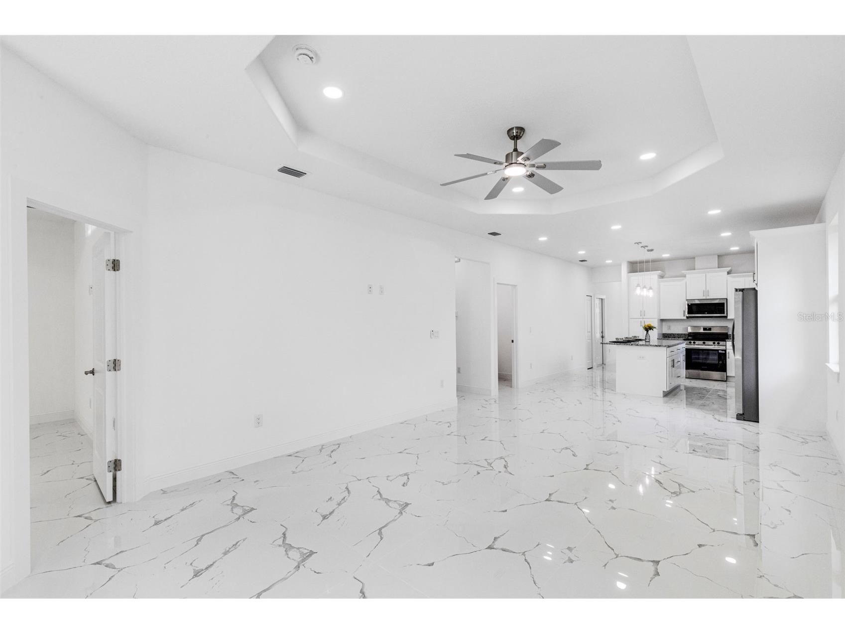 806 W Lowry Lane Tampa FL 33604 TB8505684 image20