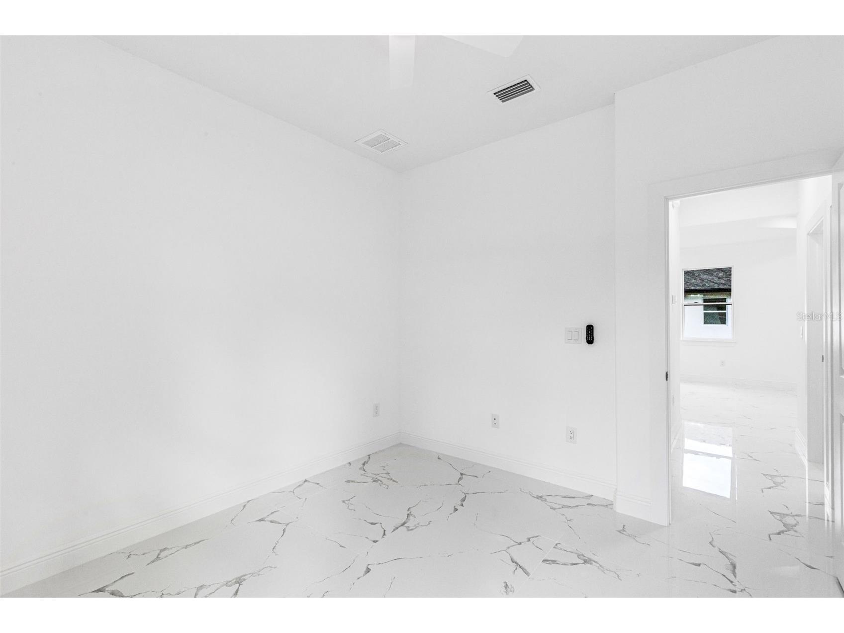806 W Lowry Lane Tampa FL 33604 TB8505684 image40