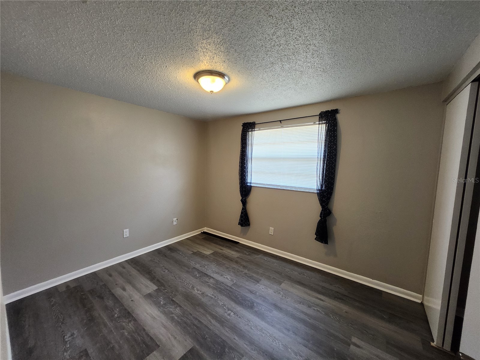 806 Walnut Drive Seffner FL 33584 TB8510712 image9