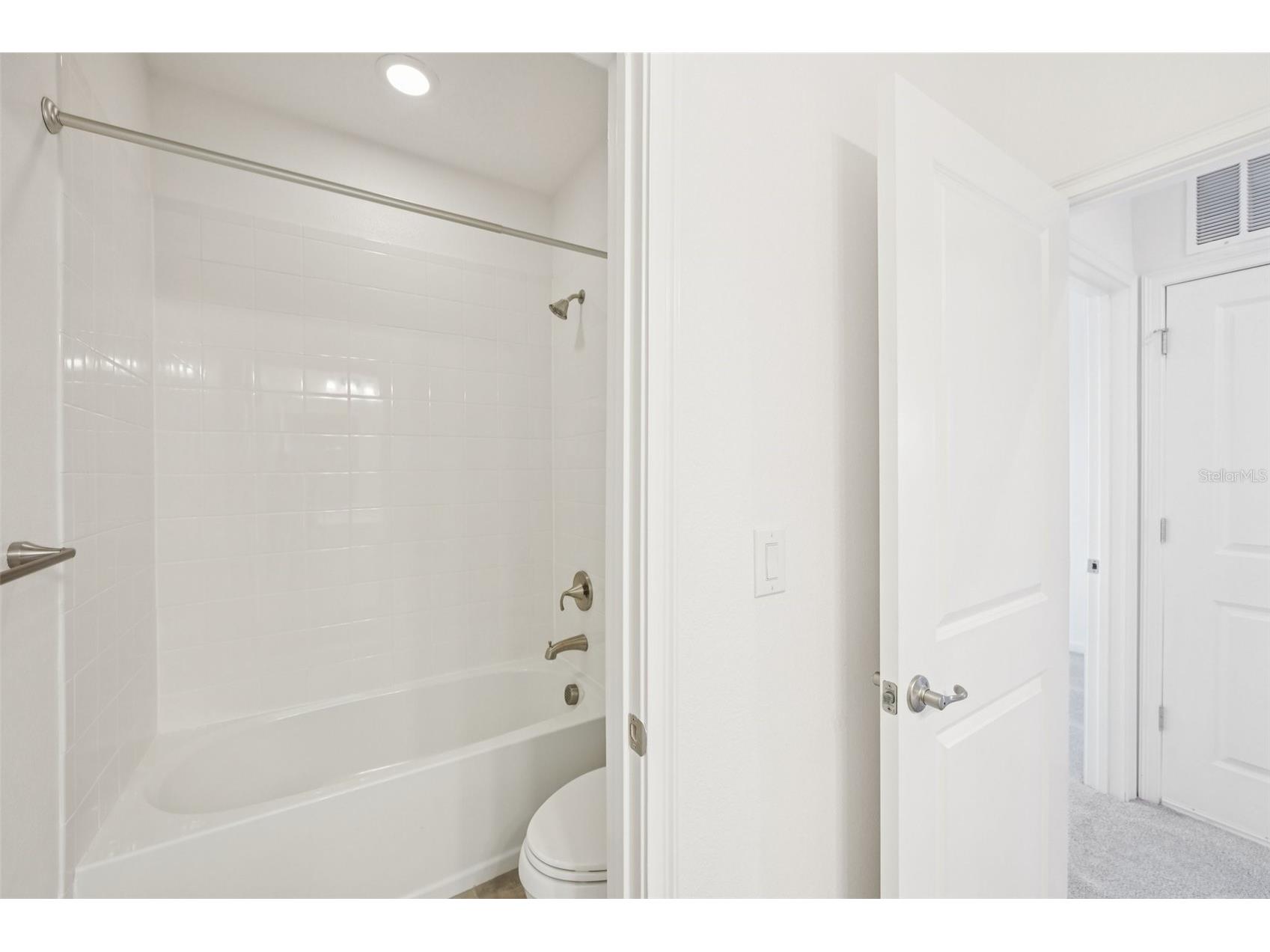 806 Winterside Drive Apollo Beach FL 33572 TB8496227 image32