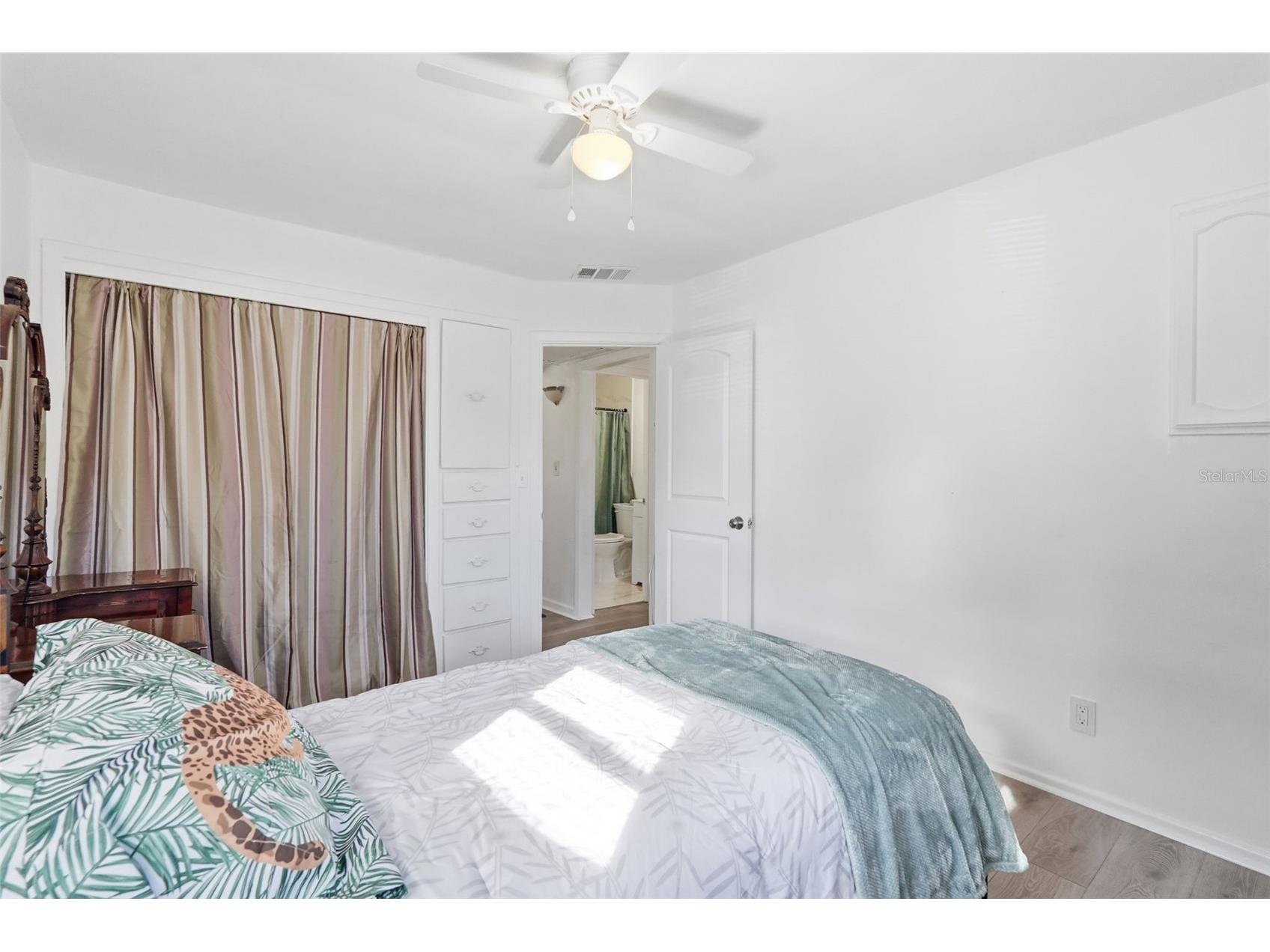 8061 49th Avenue N Saint Petersburg FL 33709 TB8477421 image10