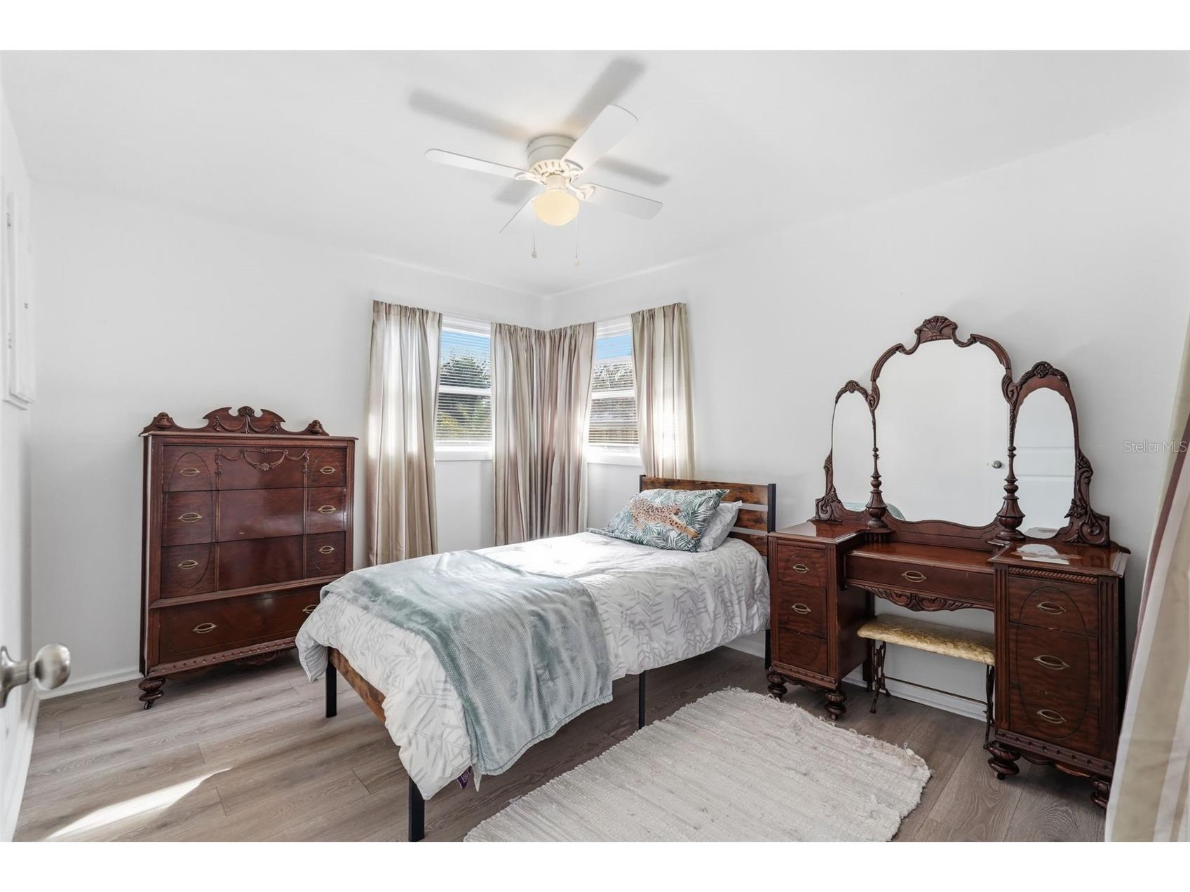 8061 49th Avenue N Saint Petersburg FL 33709 TB8477421 image11