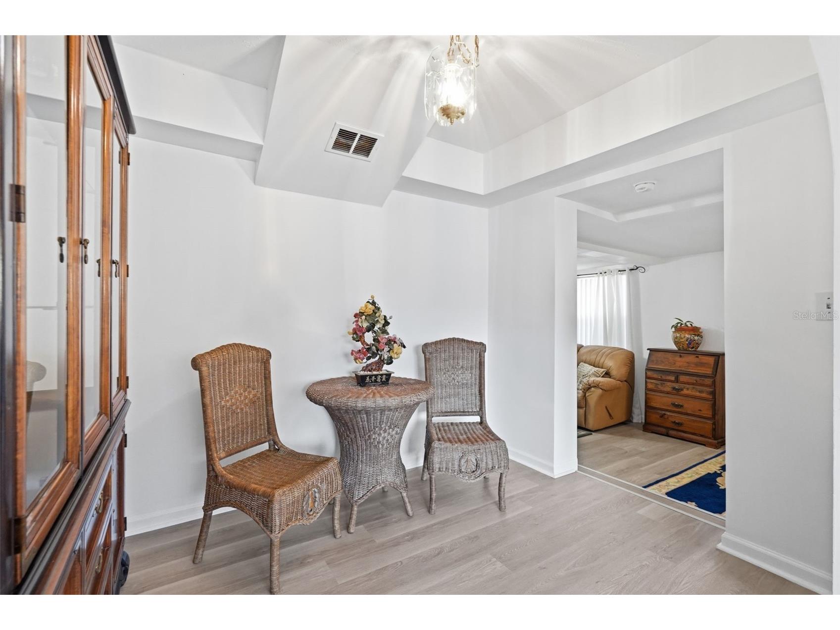 8061 49th Avenue N Saint Petersburg FL 33709 TB8477421 image13