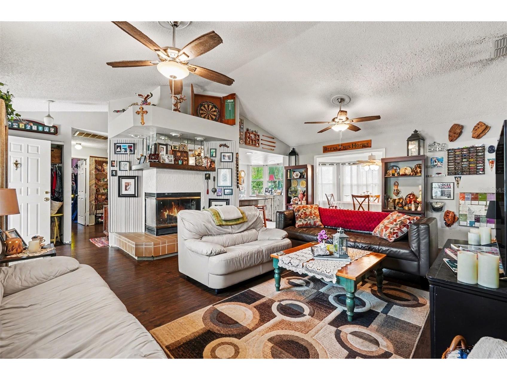 8061 Philatelic Dr Spring Hill FL 34606 TB8506378 image21