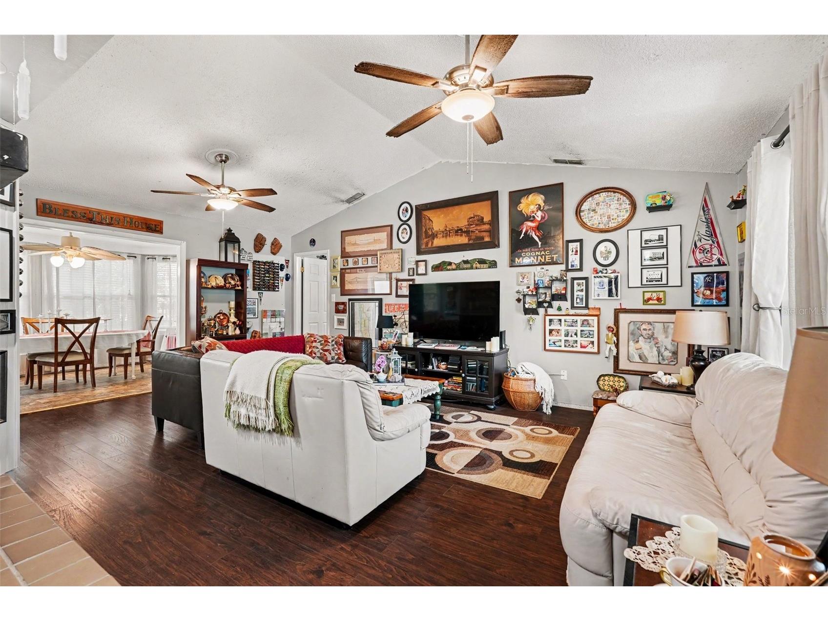 8061 Philatelic Dr Spring Hill FL 34606 TB8506378 image22