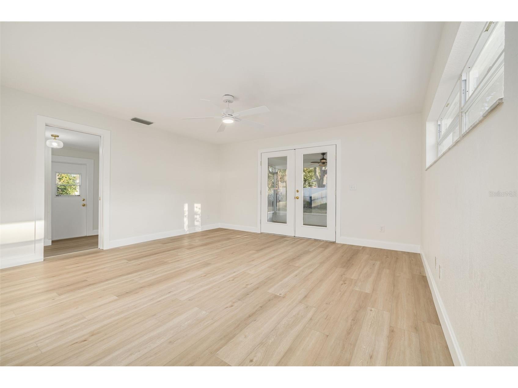 8062 28th Avenue N Saint Petersburg FL 33710 TB8474080 image21