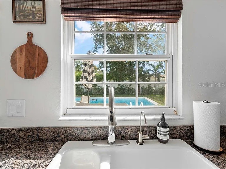 8067 123rd Street Seminole FL 33772 TB8514906 image15