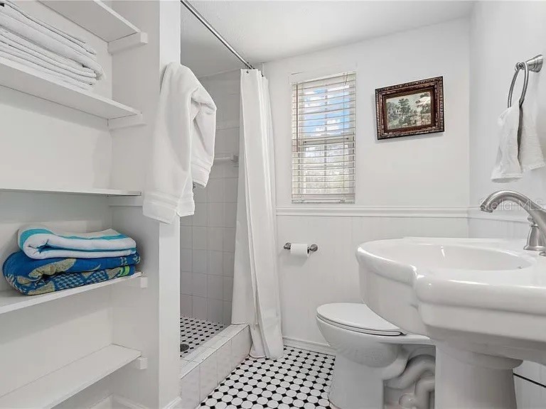 8067 123rd Street Seminole FL 33772 TB8514906 image19