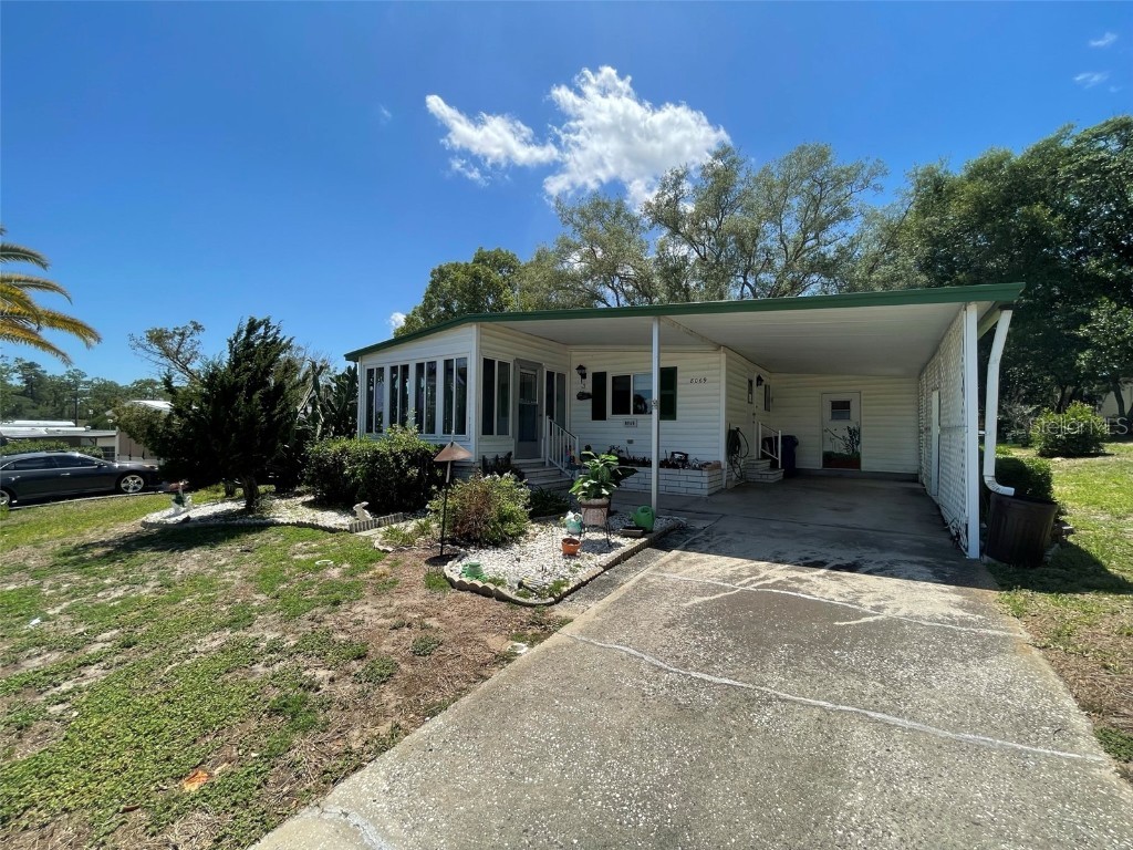 8069 Dellrose Avenue Brooksville FL 34613 W7854553 image1