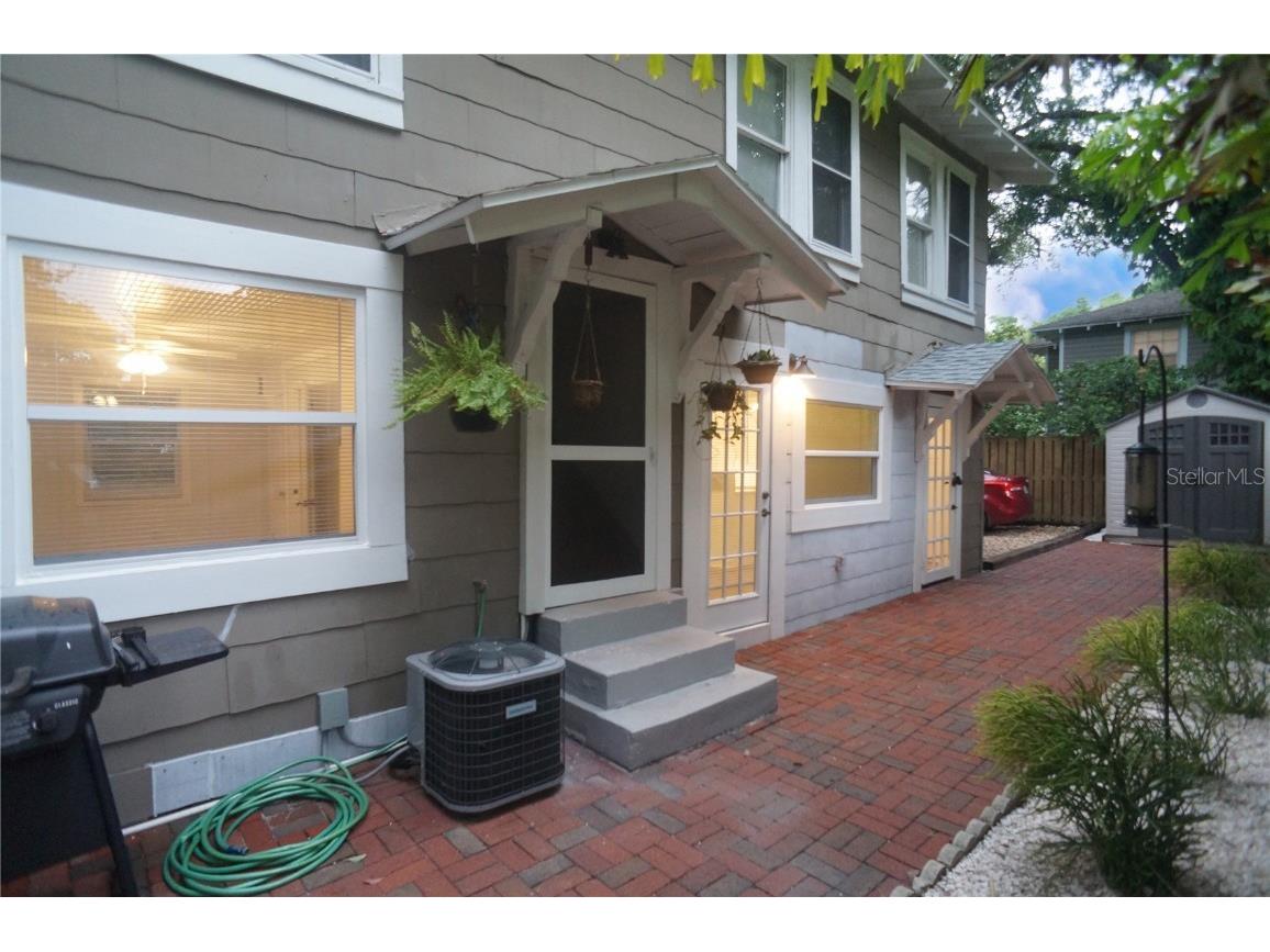 807 1/2 S Fremont Avenue #LOWER Tampa FL 33606 T3484664 image1