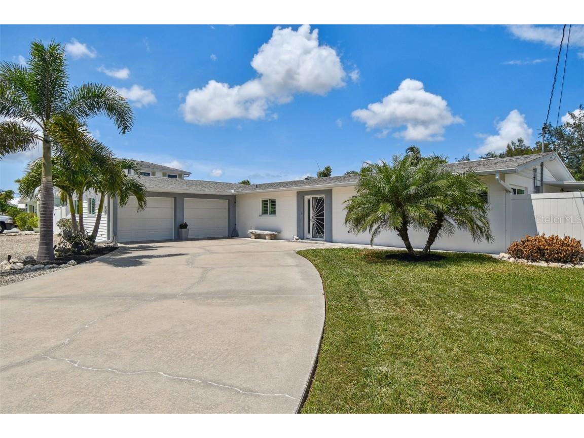 807 25th Avenue W Palmetto FL 34221 - MANATEE RIVER A4578636 image1