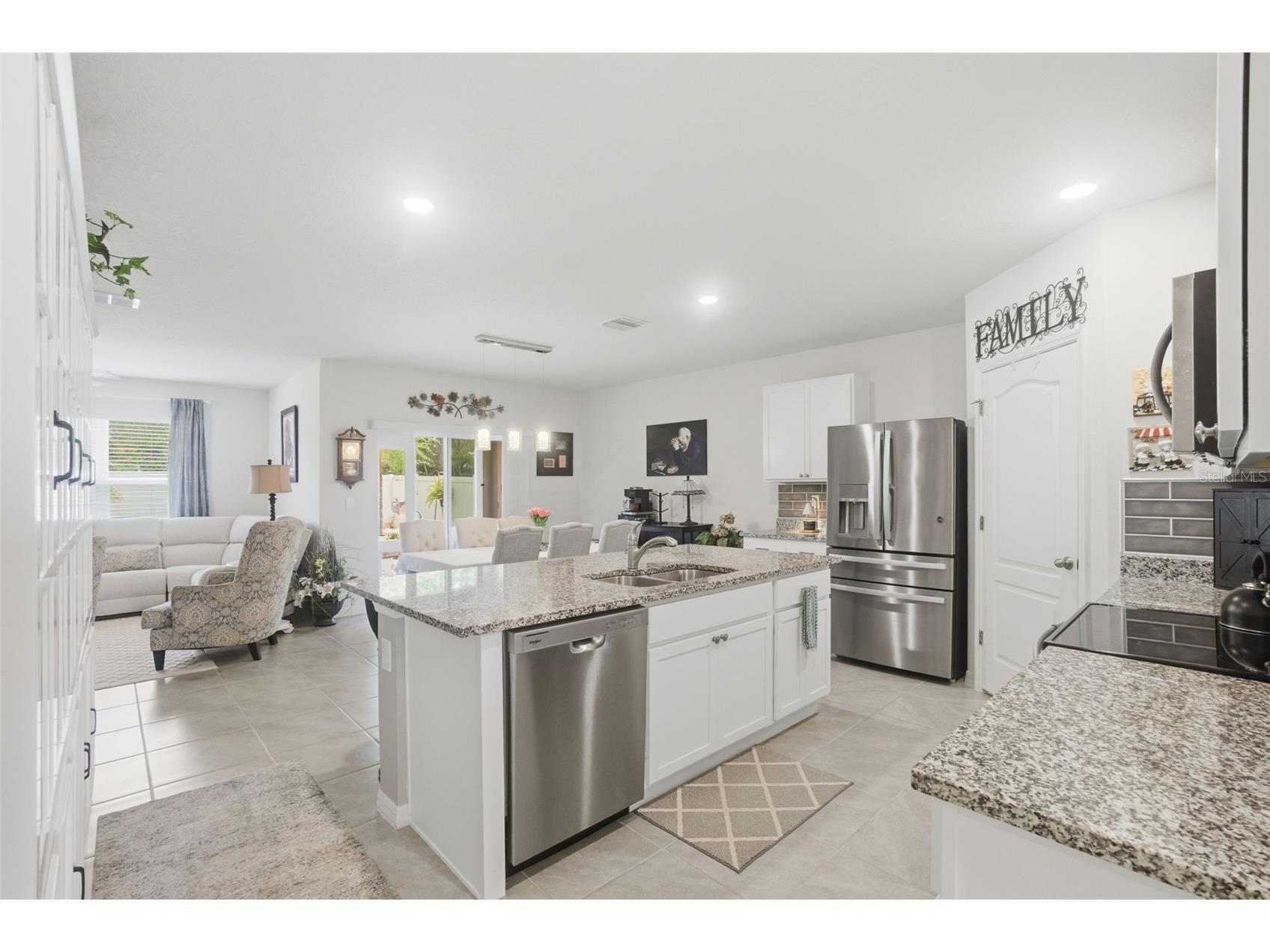 807 Amhurst Drive Orange City FL 32763 V4948264 image7
