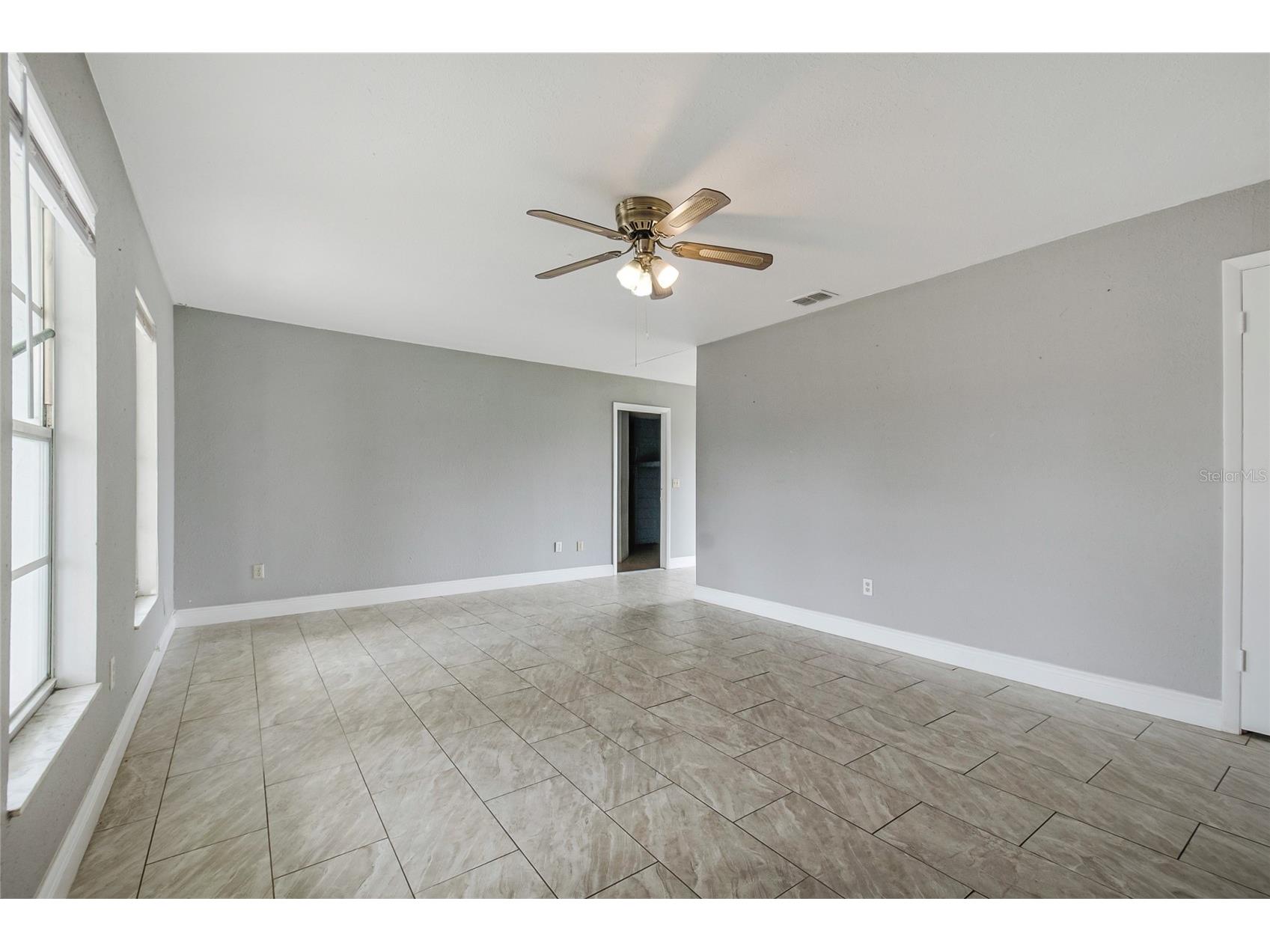 807 Aspenwood Circle Kissimmee FL 34743 S5147631 image4