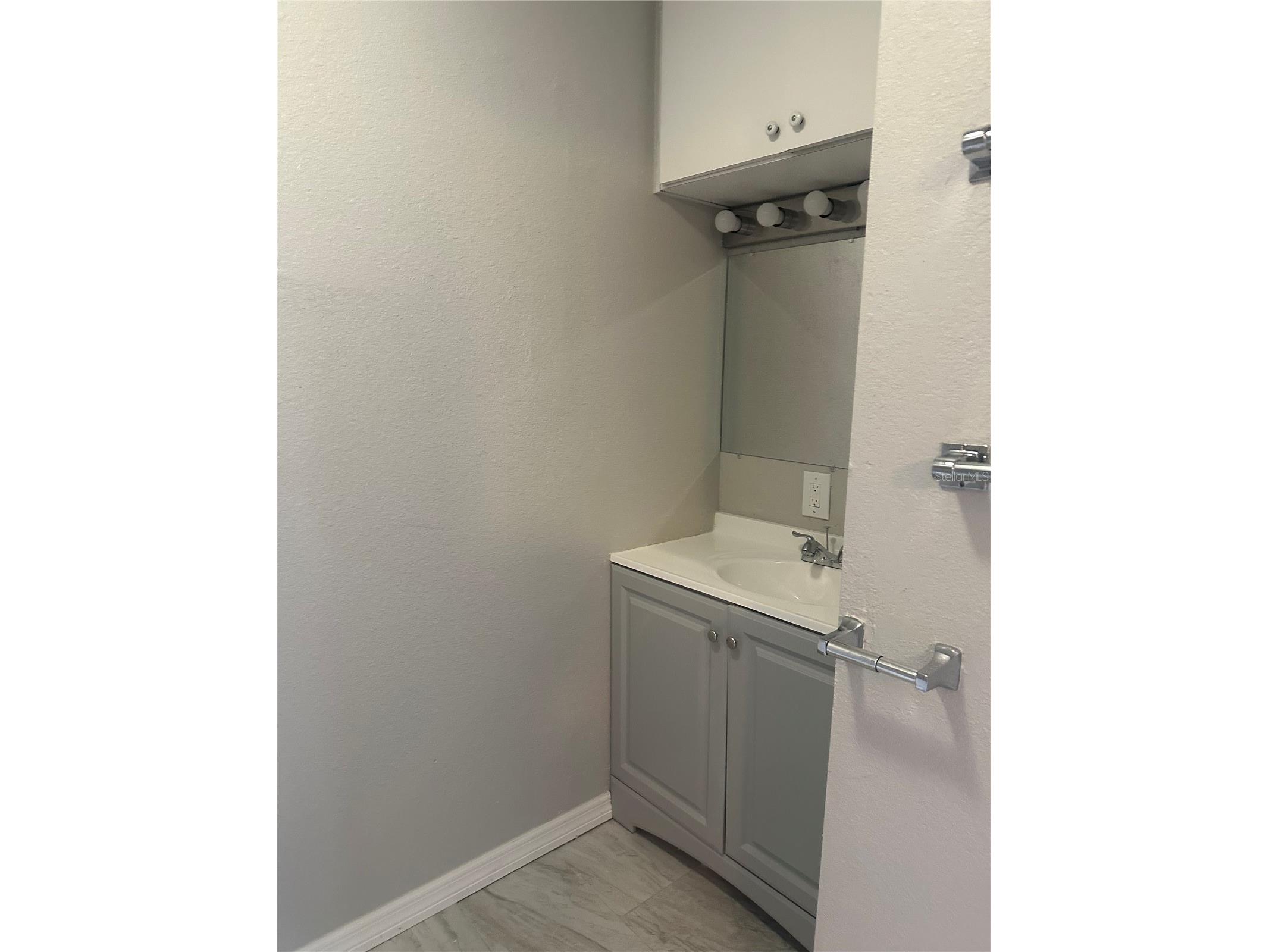 807 E Osborne Avenue Tampa FL 33603 TB8524217 image7