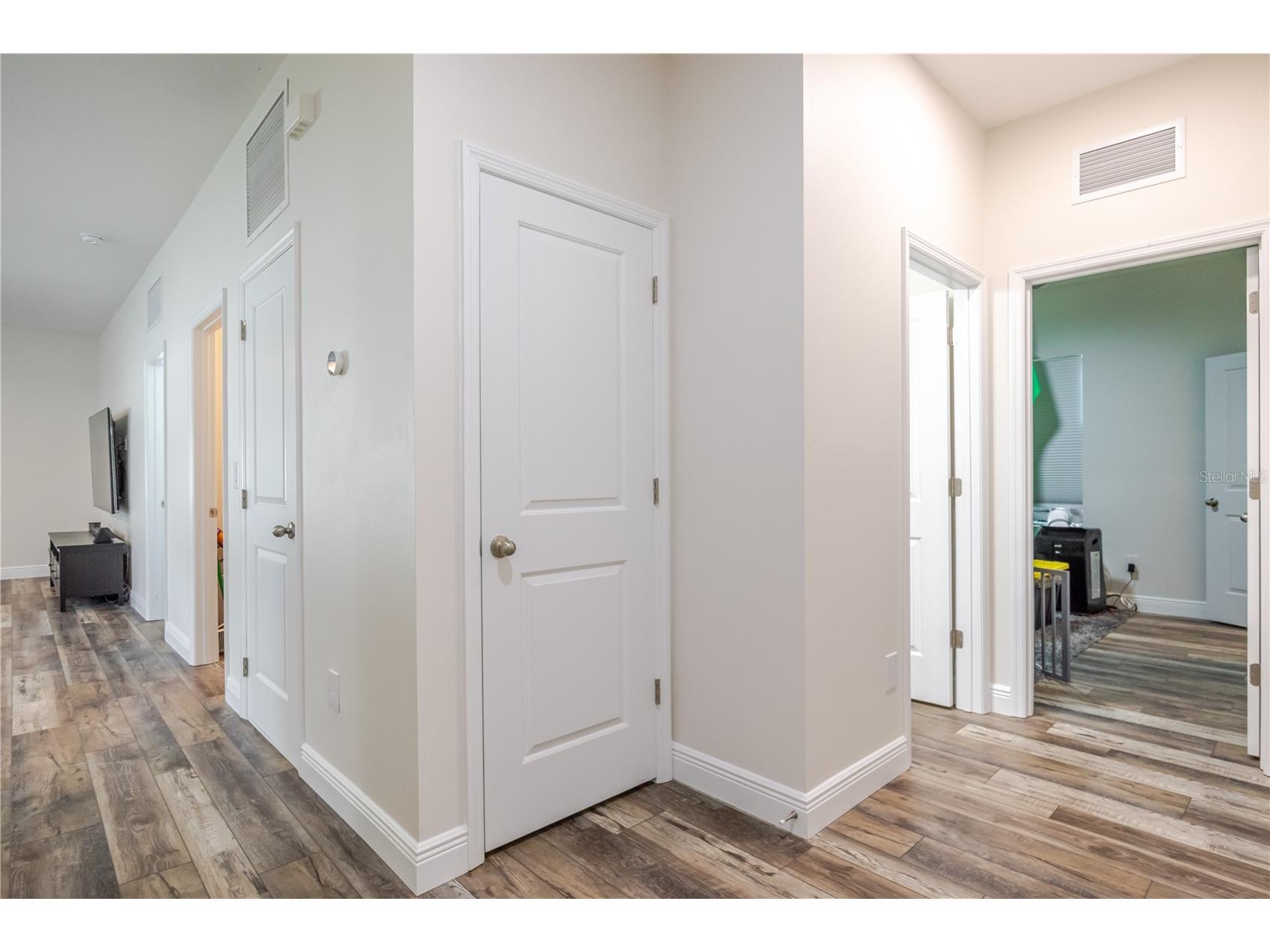 807 Garden Oaks Square Seffner FL 33584 TB8492826 image27