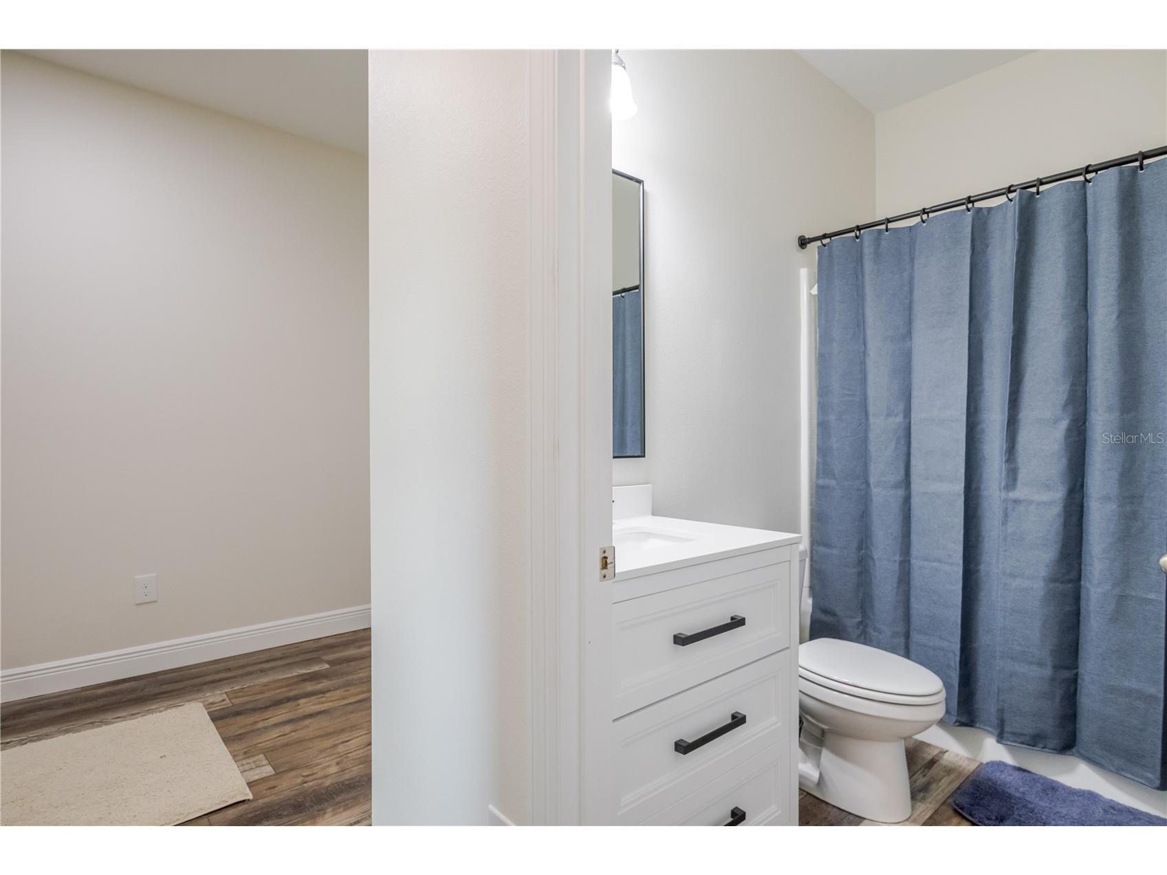 807 Garden Oaks Square Seffner FL 33584 TB8492826 image31