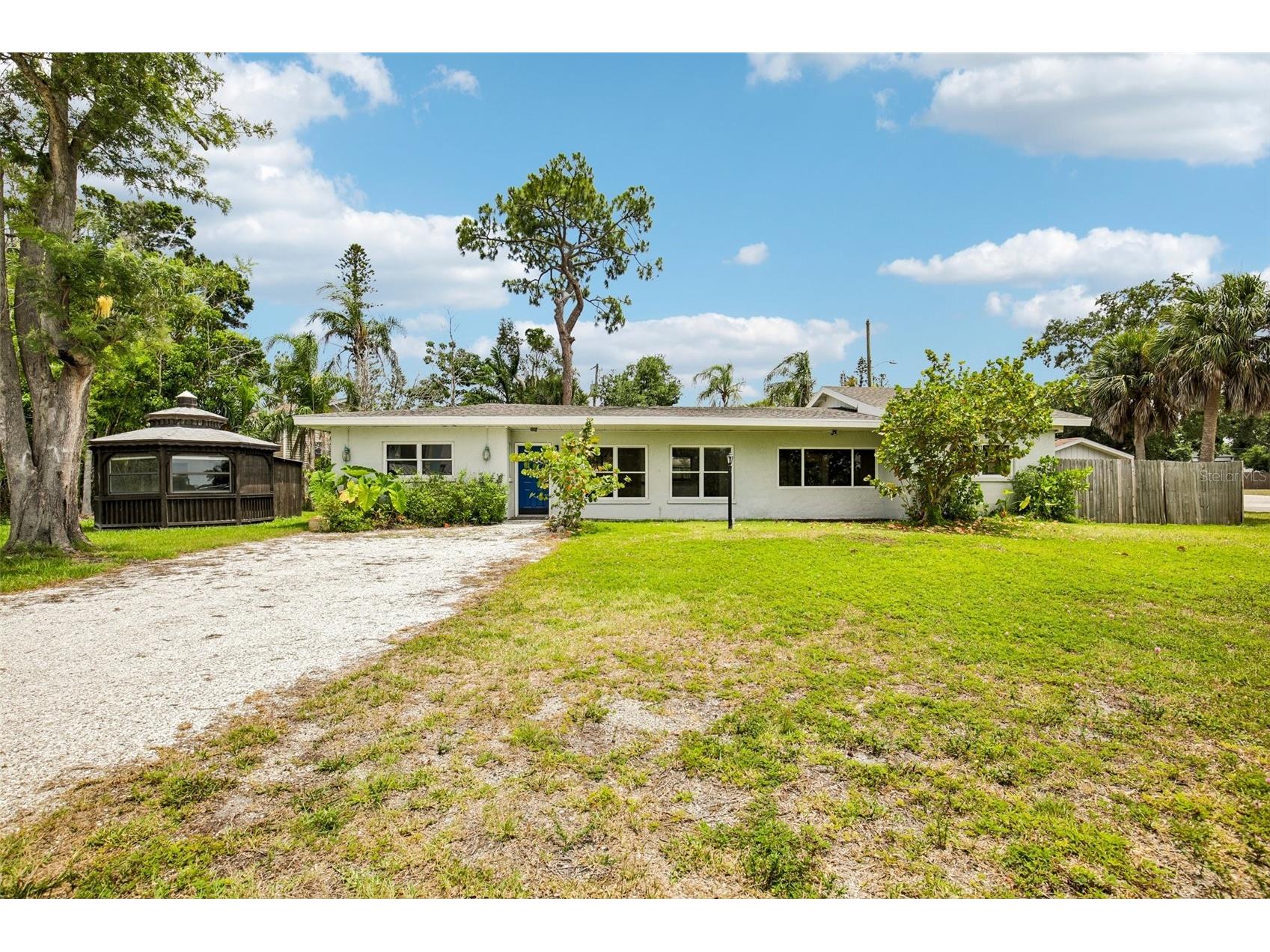 807 Lucille Avenue Nokomis FL 34275 A4693238 image2