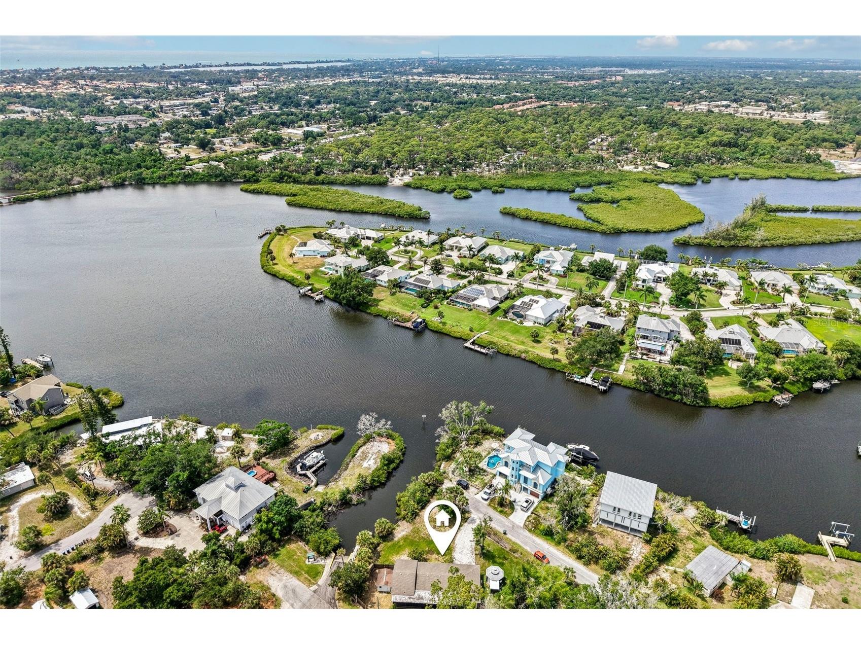 807 Lucille Avenue Nokomis FL 34275 A4693238 image33