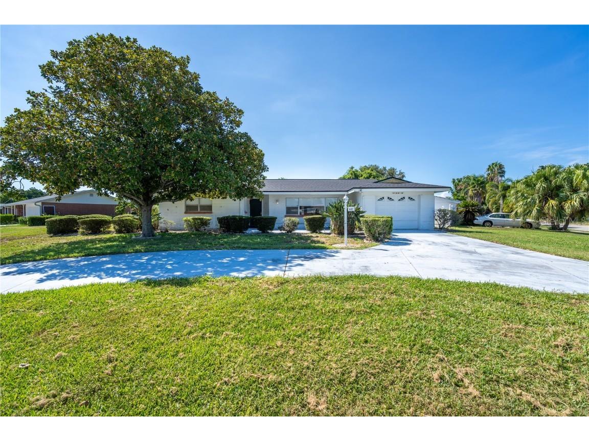 807 Melody Lane Bradenton FL 34207 O6131182 image1