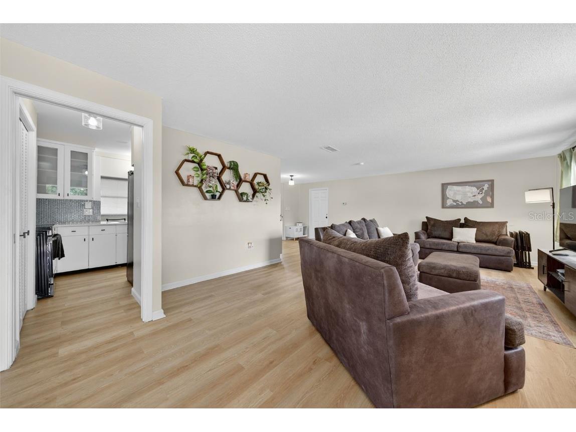 807 Melody Lane Bradenton FL 34207 A4658855 image16