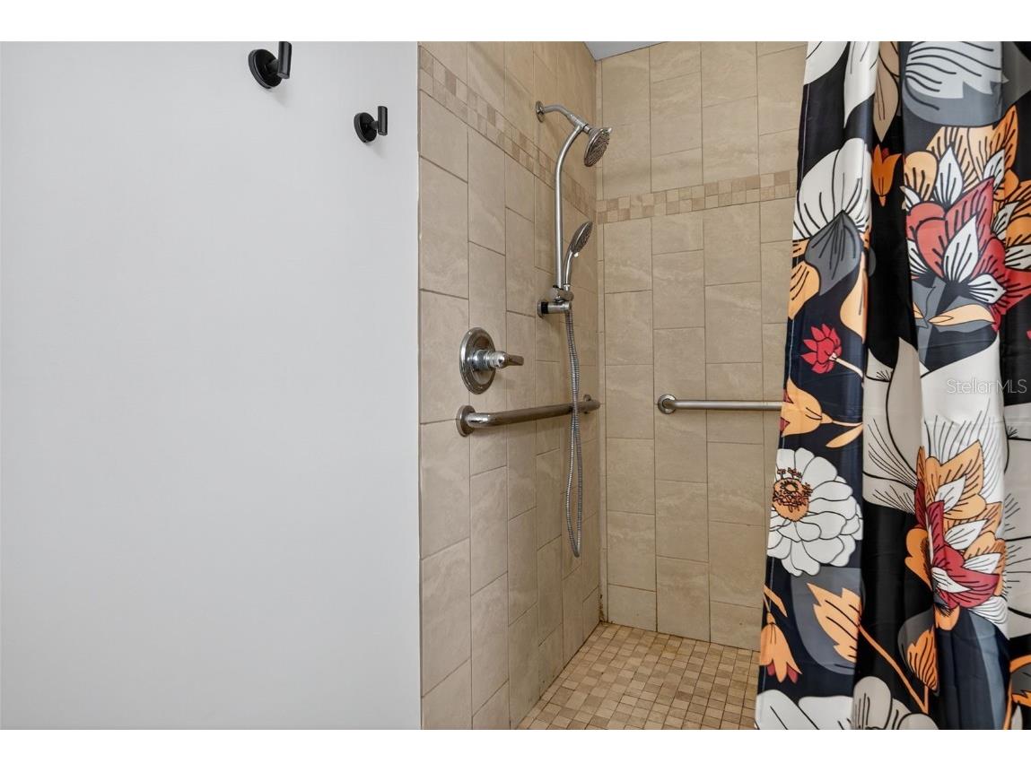 807 Melody Lane Bradenton FL 34207 A4658855 image42