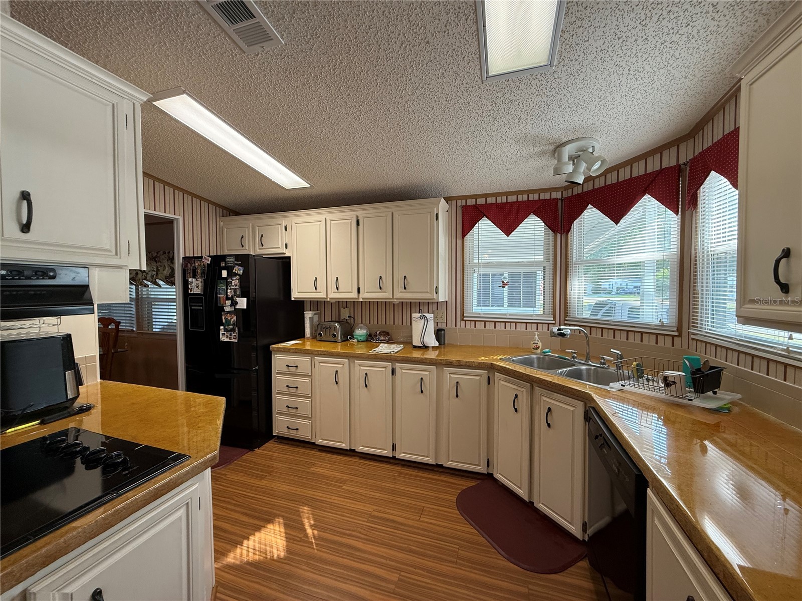 807 Oak Boulevard Wildwood FL 34785 - LAKE OKAHUMPKA G5110229 image6
