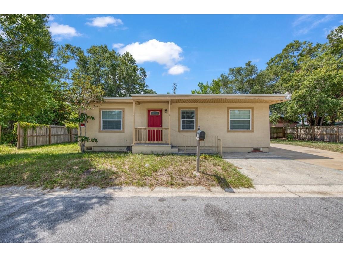 807 Palm Bluff Street Clearwater FL 33755 U8210135 image1