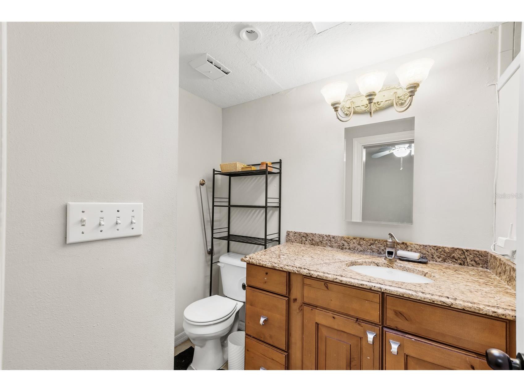 807 Silver Drive Orlando FL 32804 O6419654 image18