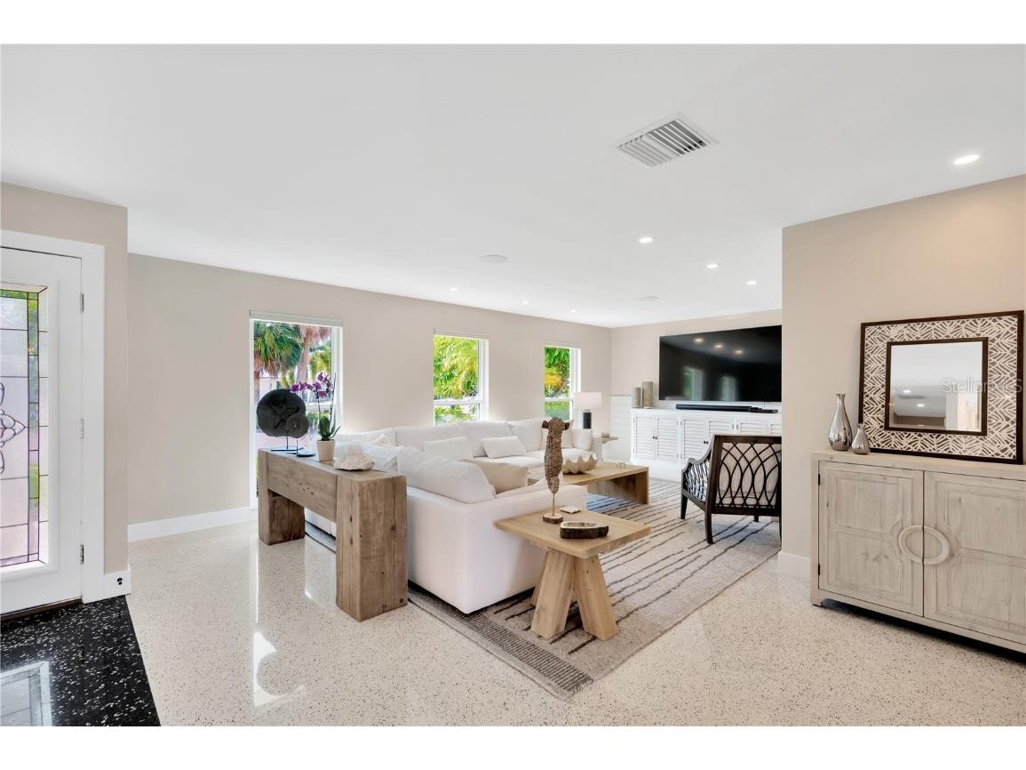 807 Snug Island Clearwater FL 33767 TB8416097 image53