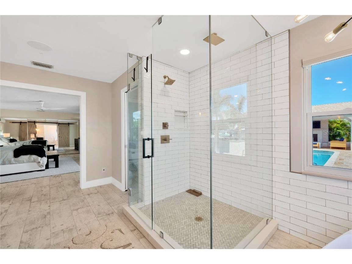 807 Snug Island Clearwater FL 33767 TB8416097 image65