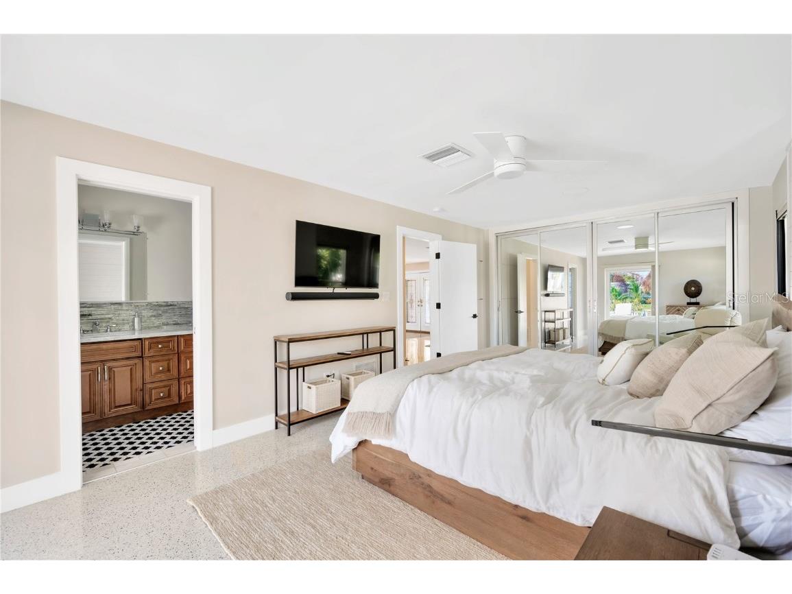 807 Snug Island Clearwater FL 33767 TB8416097 image76