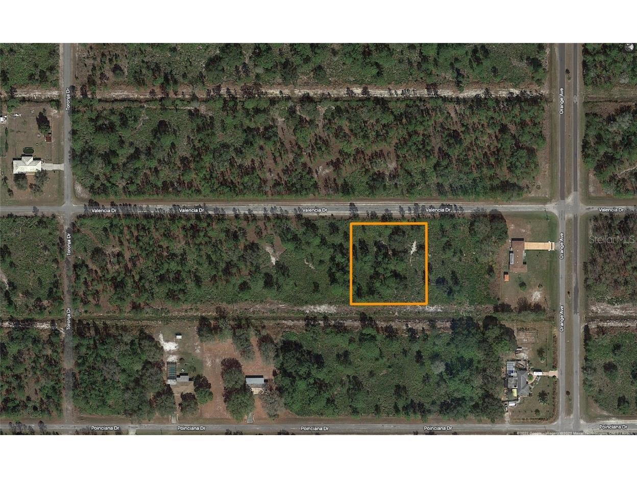 807 Valencia Drive Indian Lake Estates FL 33855 - LAKE WALK IN WATER T3357849 image1