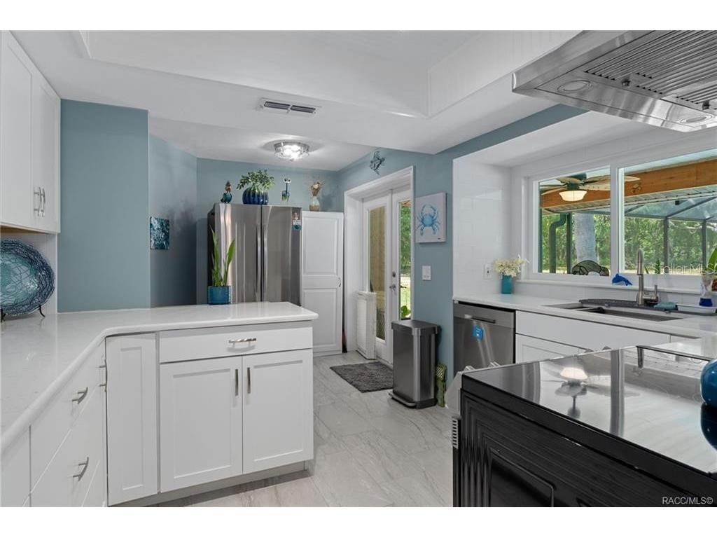 807 W National Street Hernando FL 34442 TB8514776 image16