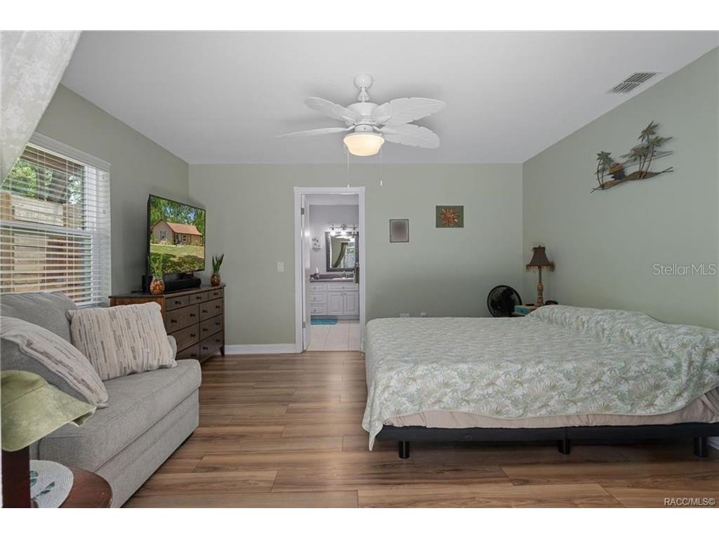 807 W National Street Hernando FL 34442 TB8514776 image24