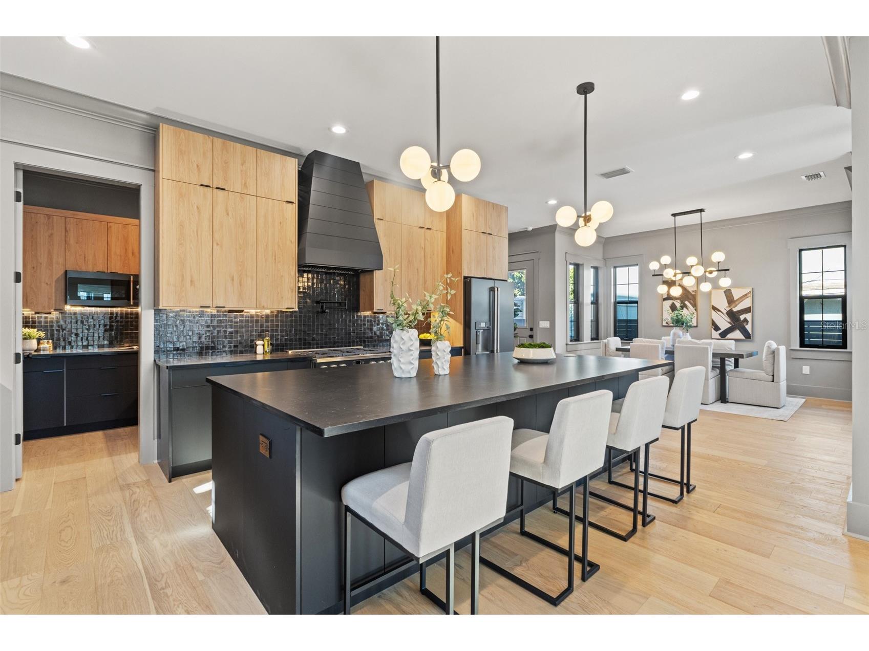 807 W Park Avenue Tampa FL 33602 TB8483397 image14