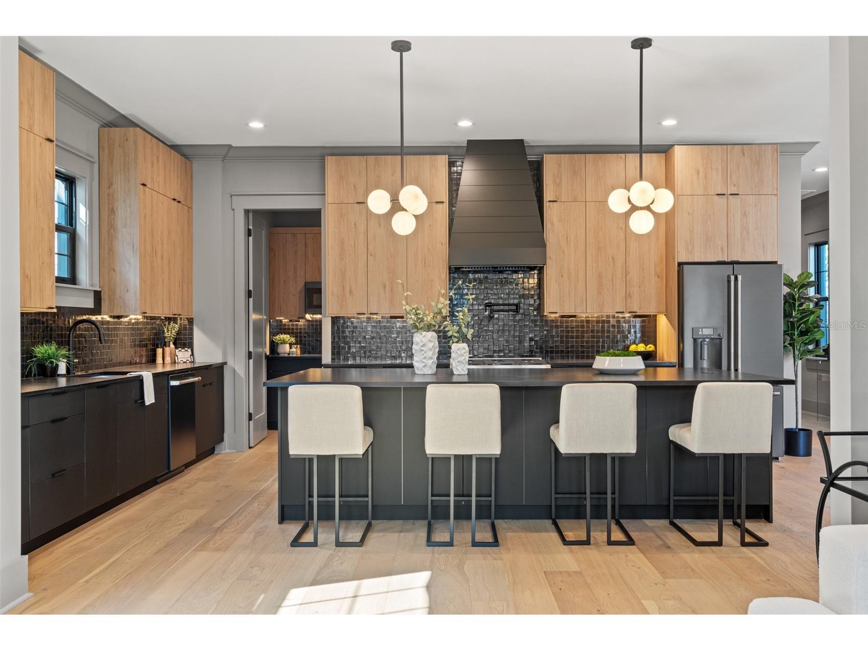 807 W Park Avenue Tampa FL 33602 TB8483397 image25